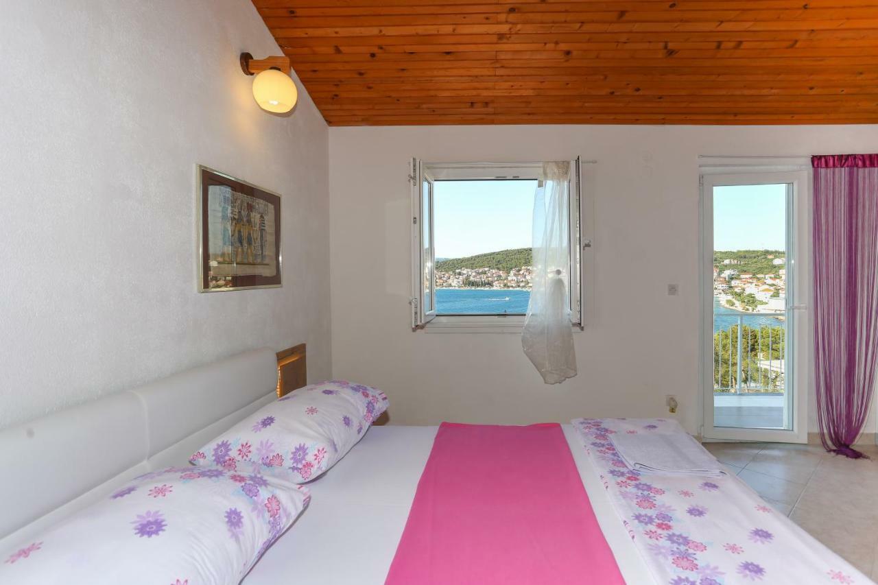 Villa Uno Trogir Exterior photo